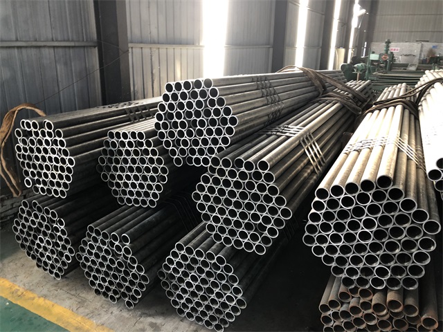 伊犁小口径厚壁无缝钢管