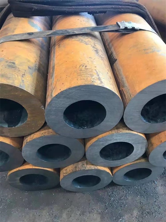 伊犁20号厚壁无缝钢管