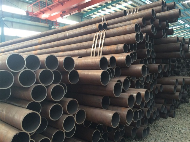 伊犁化肥设备用高压无缝钢管