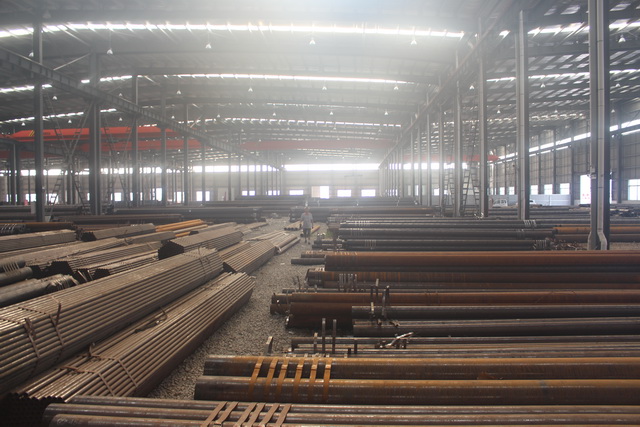 伊犁35号厚壁无缝钢管