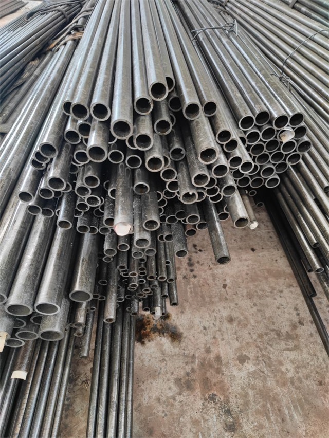 伊犁16mn精密无缝钢管