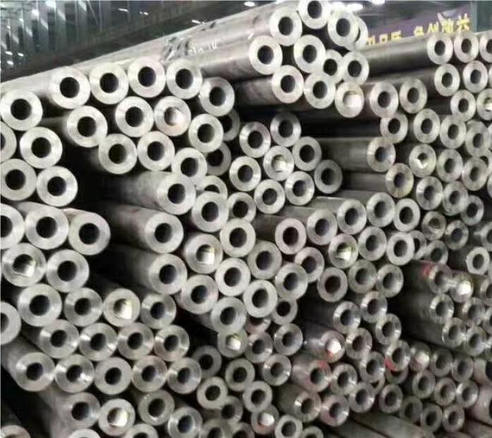 伊犁GB8162结构用无缝钢管