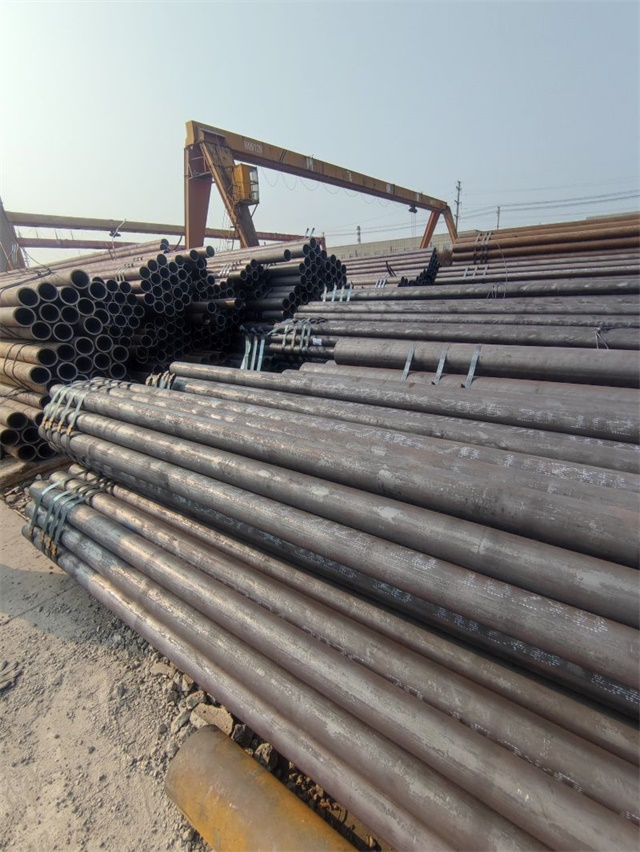 伊犁8163流体用无缝管