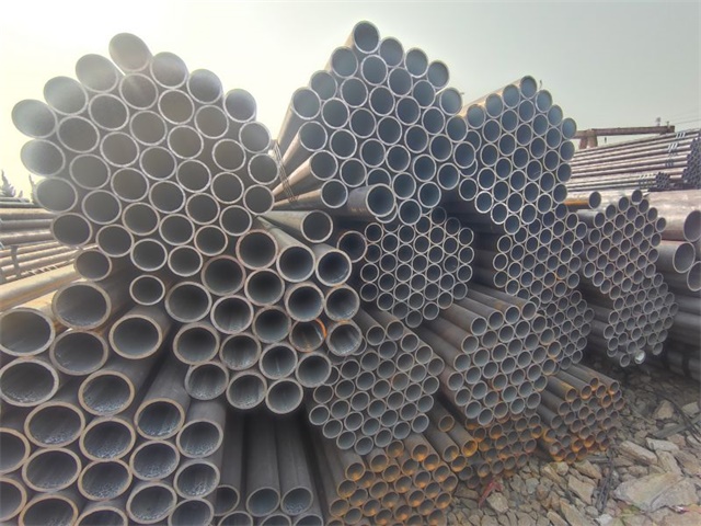 伊犁q235无缝钢管